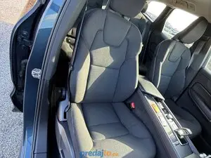 VOLVO XC60 MOMENTUM PRO B4 AWD 2.0D mHEV 145kW, A/T8, 4x4 - 11