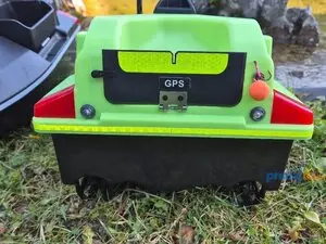 Zavažacia zakrmovacia lodka s GPS a farebným sonarom aj bez - 4