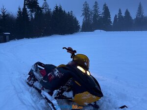 Ski-Doo 800 – Silný stroj po servise – 3000 €