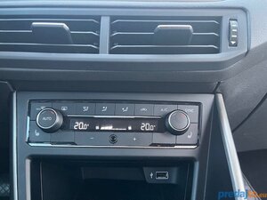 Volkswagen Polo 1.0 TSI Comfortline - 8