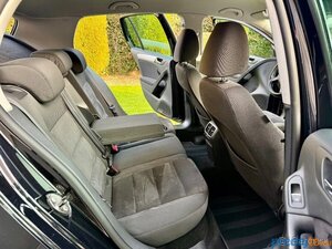 Predám Volkwagen Golf VI Highline - 1.4TSi 90Kw 122Ps.+Led+Bi-Xenon - 10